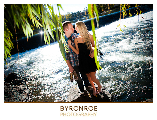 hillary-jacob-drakepark-bendoregon-engagement-byronroephotography-15