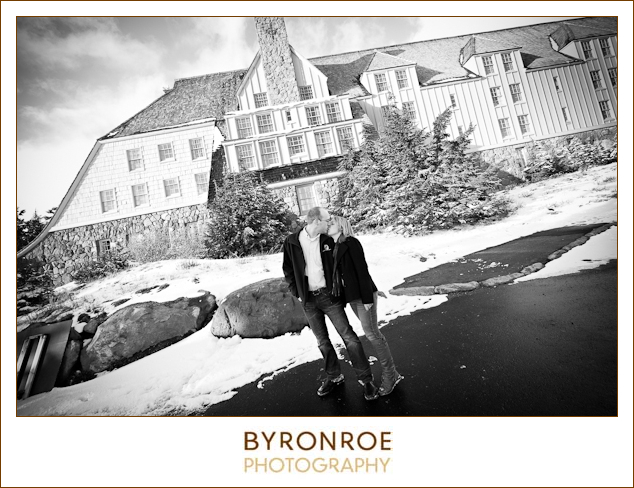 timberline-lodge-oregon-pre-wedding-engagement-photography-9