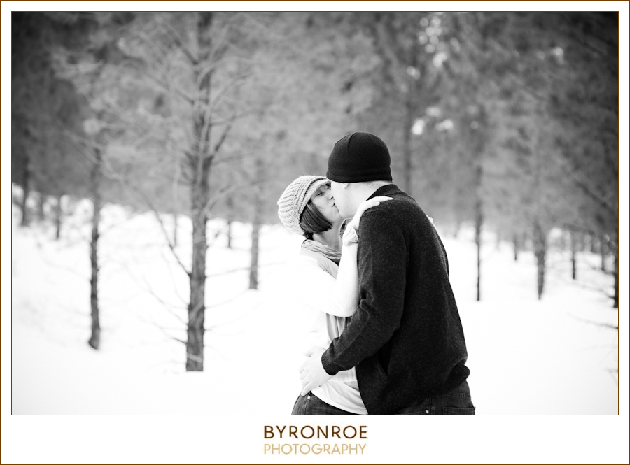 katy-andy-engagement-pictures-bend-oregon-byronroephotography-17