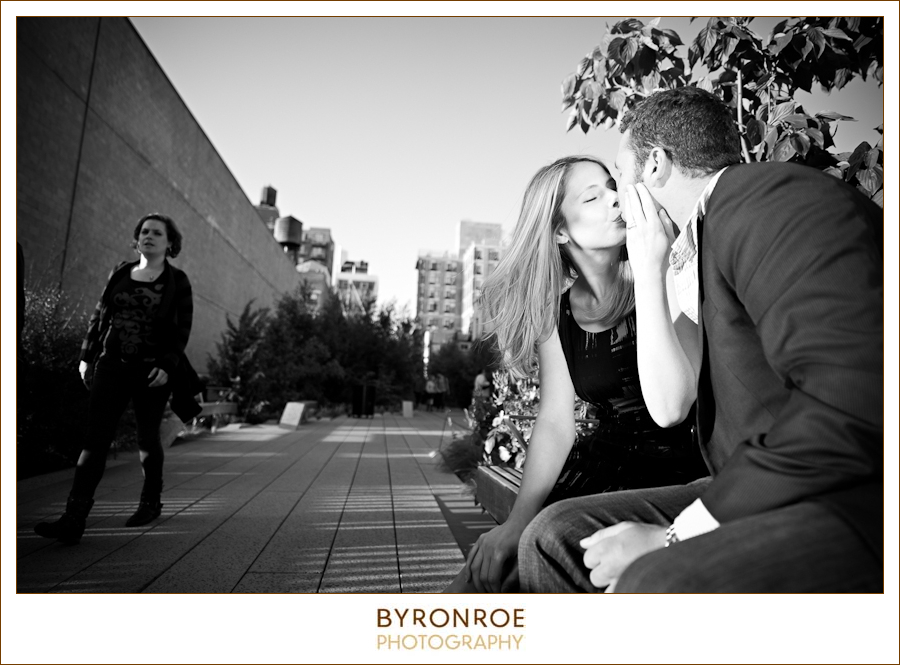 nyc-highline-wedding-engagement-photography-newyork-anderseliza-byronroephotography-24