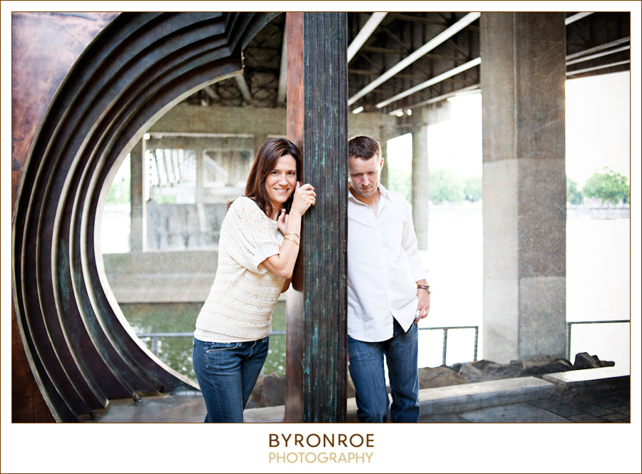 portland-oregon-waterfront-pre-wedding-engagement-photography-caseydamon-4
