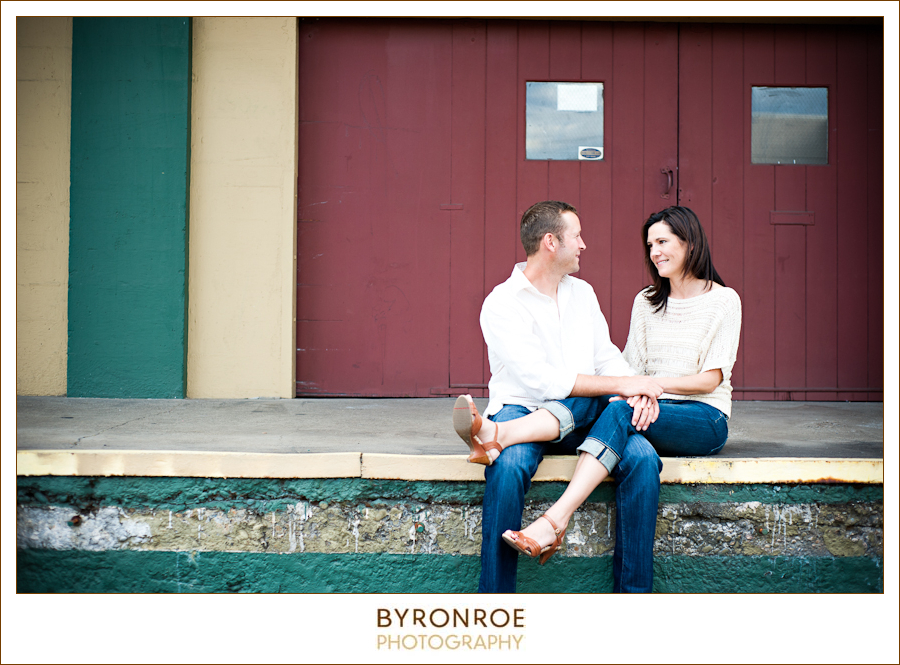 portland-oregon-waterfront-pre-wedding-engagement-photography-caseydamon-9